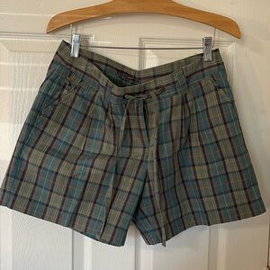 Tommy Bahama Plaid shorts - euc